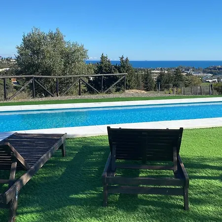 Montepadron / Semesterbostad Estepona